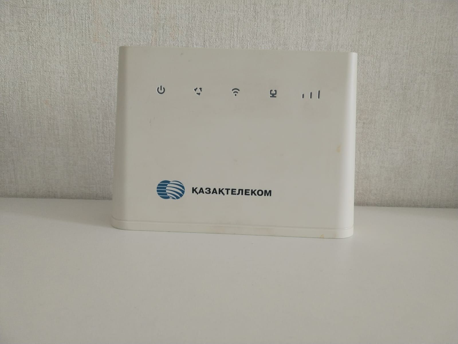 Продам wi-fi роутер Huawei B311-221