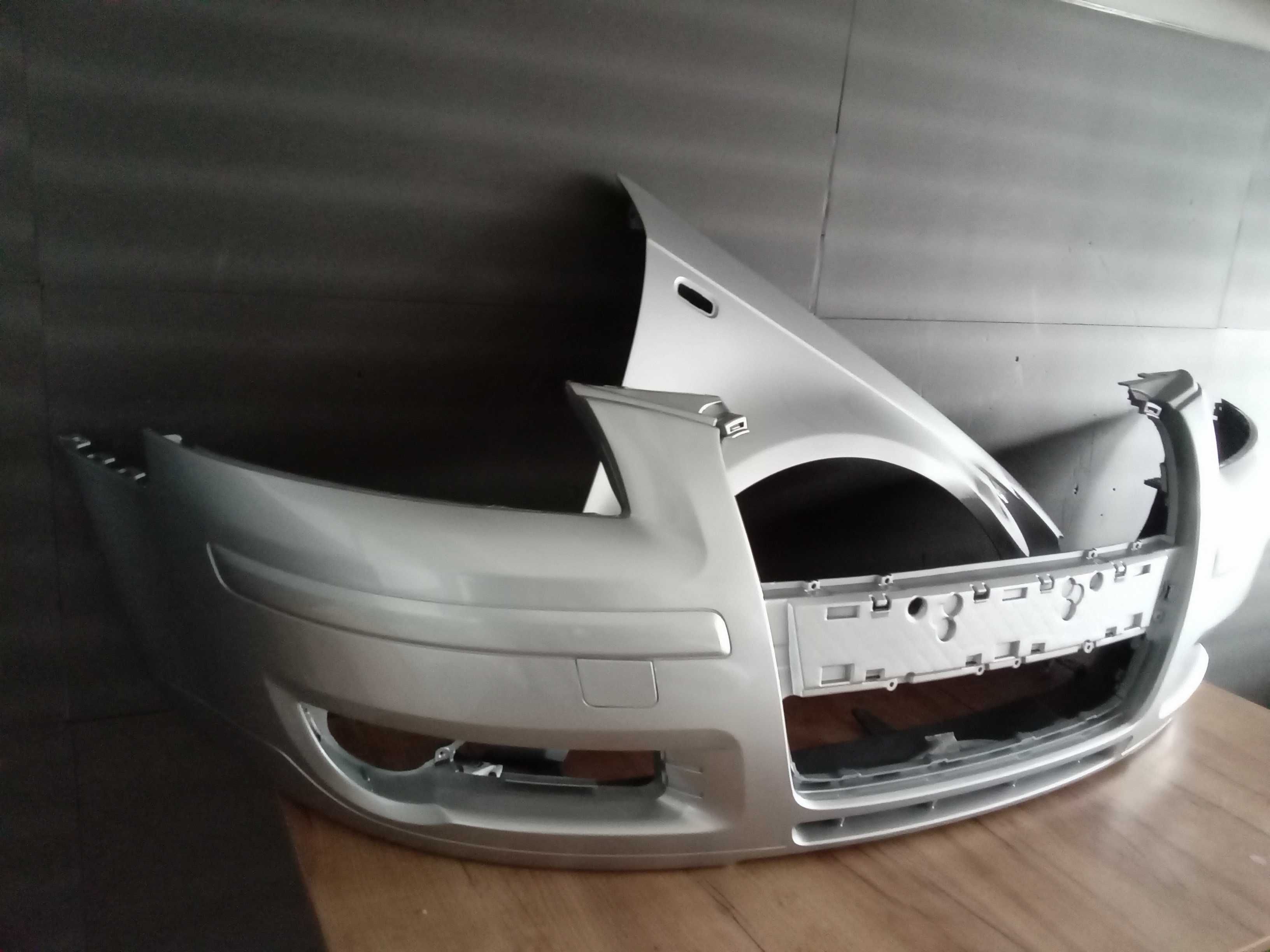 Bara Aripa fata stanga sau dreapta Audi A3 2005-2008 Argintiu LY7W