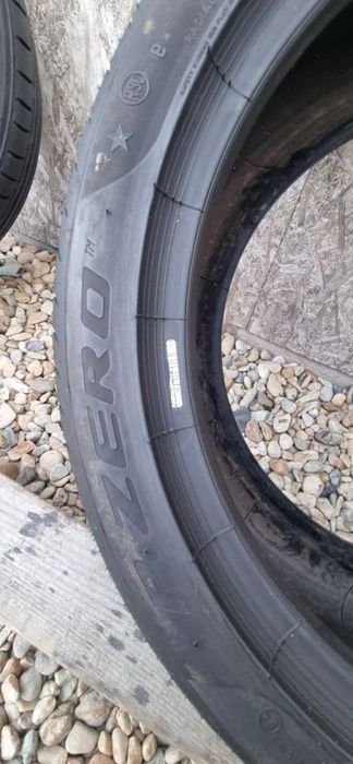 Anvelopa Pirelli RunFlat RSC 255/40 R19 96Y Bridgestone 235/40 R19 96W