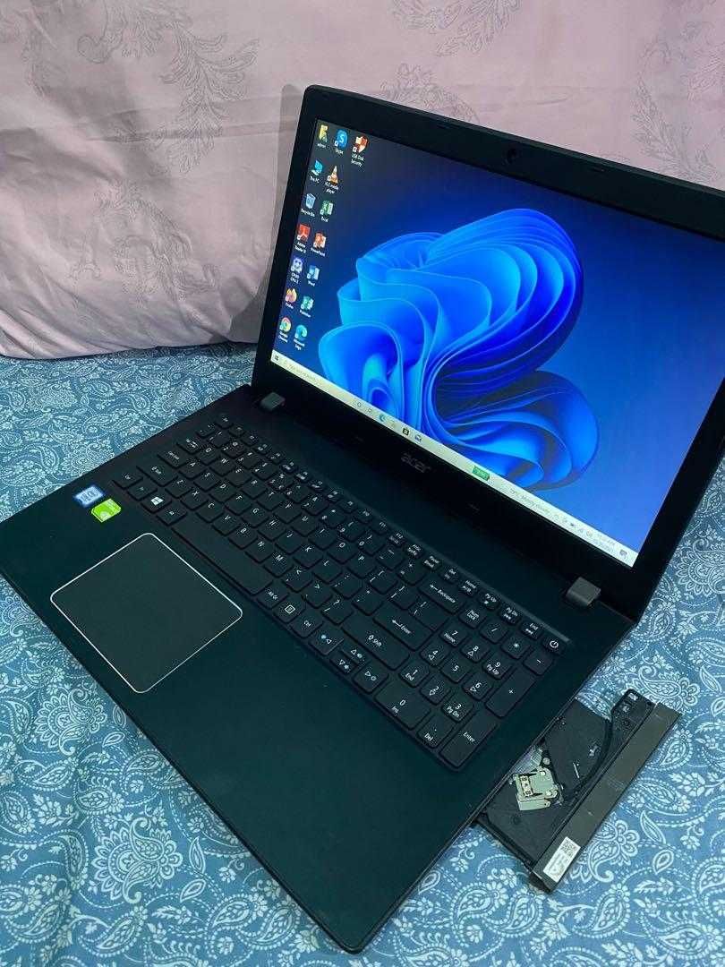 ACER E5 576 noutbuk, core i3 6006, 6/128 gb SSD m2+1000 gb HDD + 2 vid