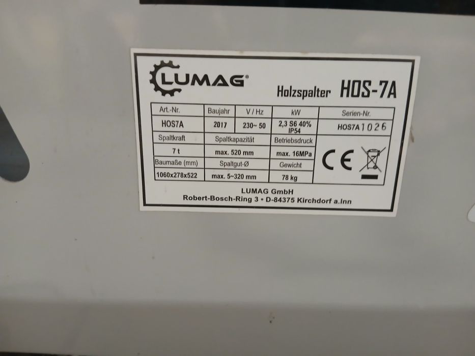 Crapator hidraulic de lemne