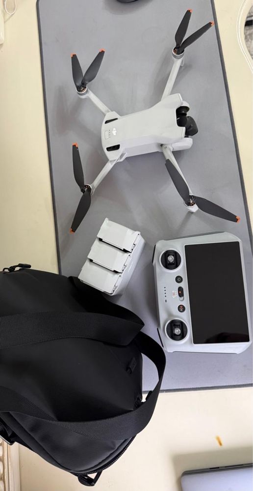 Продам Дрон Dji mini 3