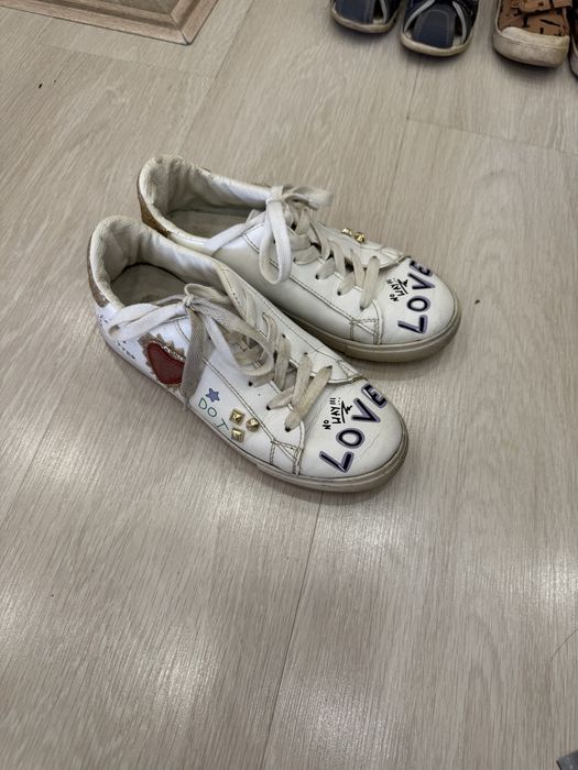 Продам женские кеды