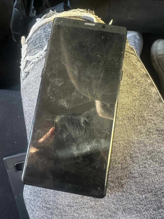 Samsung note 9 128 GB 6 RAM