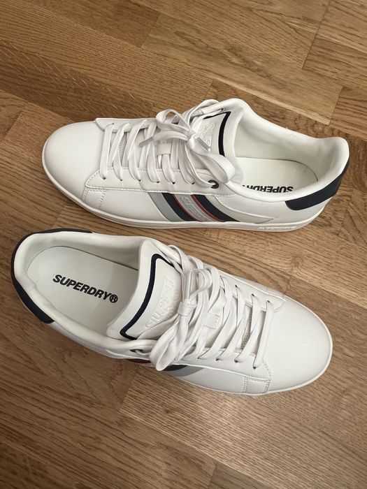 Обувки  super dry