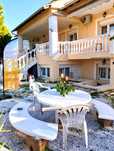 Продава къща на 3 ет 286 м2 и двор 368 м2 в Паралия Врасна, Гърция