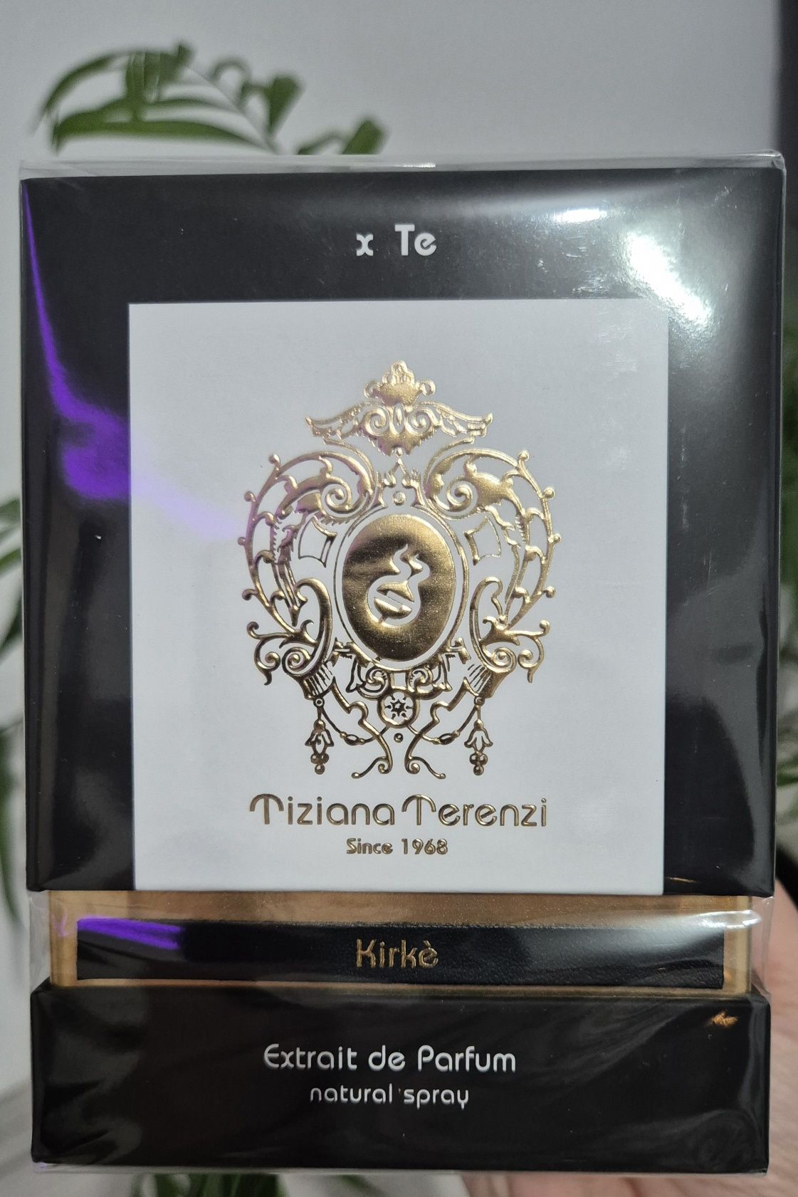 Tiziana Terenzi Kirke apa de parfum
Extract de parfum 100 ml