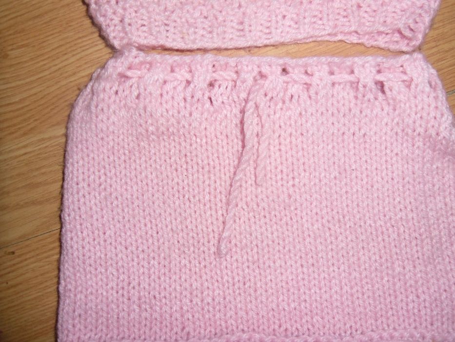 costumas tricotat pt fetite 0-5 luni