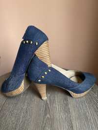 Pantofi cu toc, din material denim