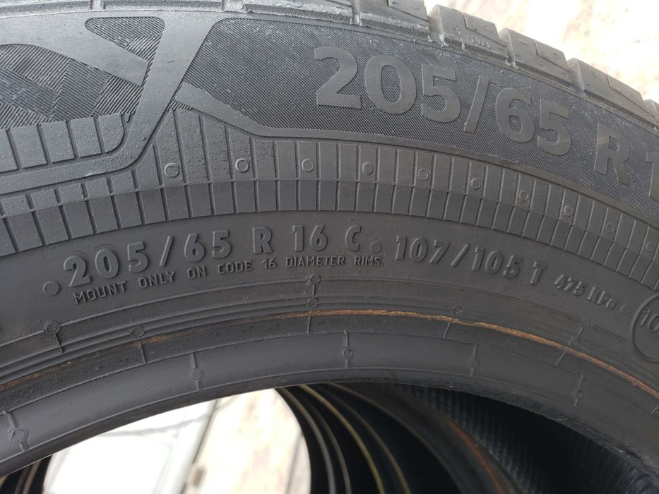 4 Летни бусови гуми 205 65 16C CONTINENTAL VANCONTACT ECO дот 2124-8мм