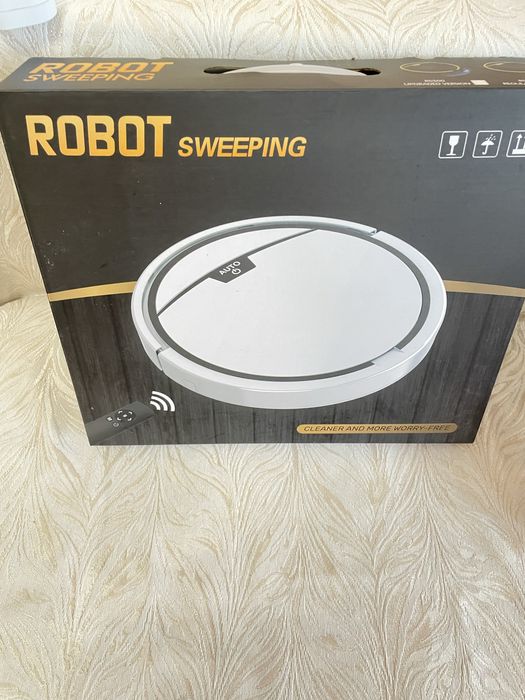 Робот пыслесос в хорошем состоянии