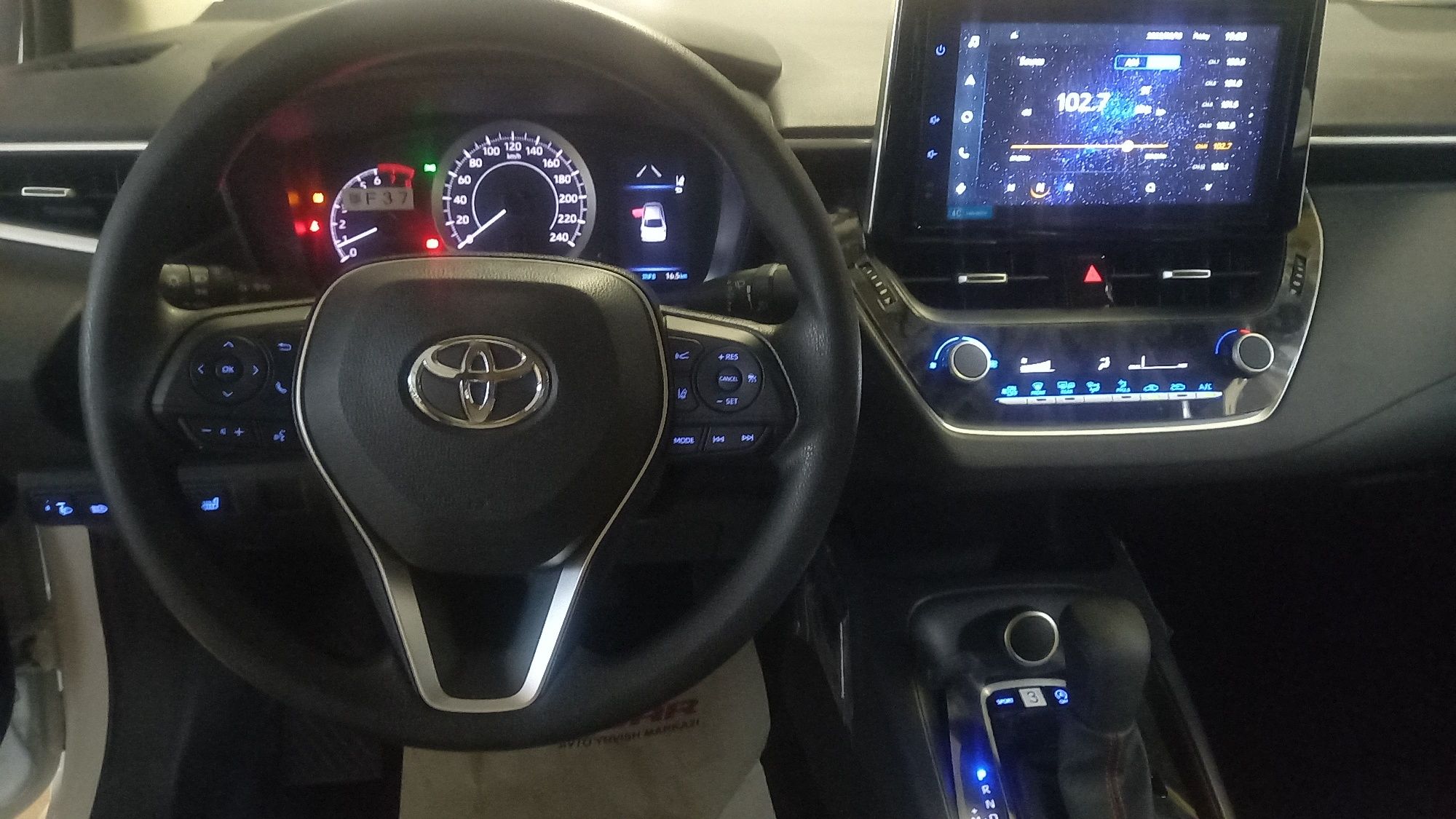 Toyota Corolla 1.2 Объем двигателя в Наличии