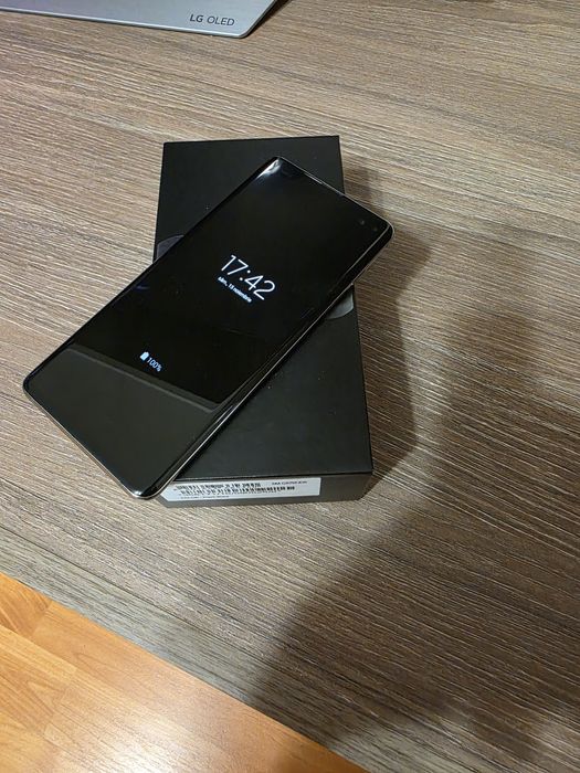 Samsung s10 plus  și a40