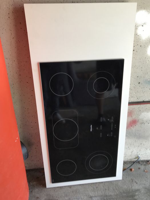Plita ceramică Miele