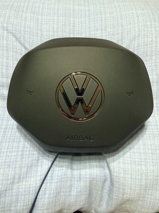 Волан R и еърбег/airbag за VW/Фолксваген-оригинални,чисто нови