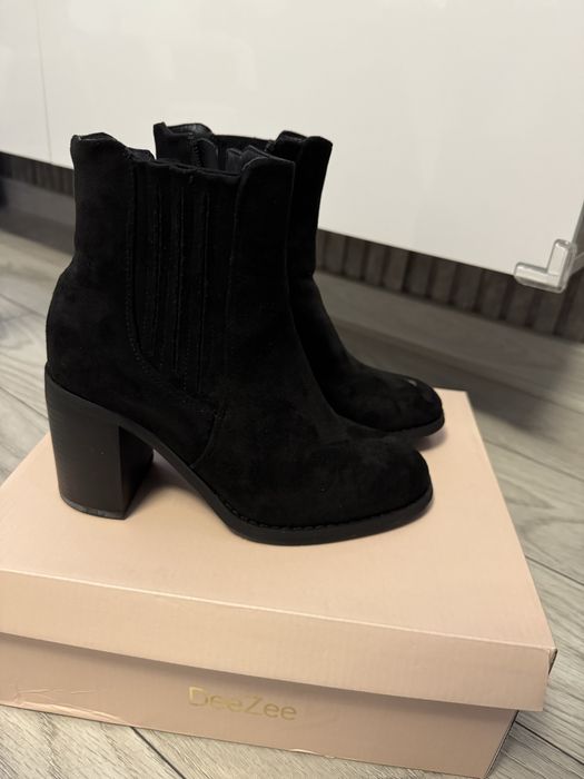 Черни велурени боти 36 размер