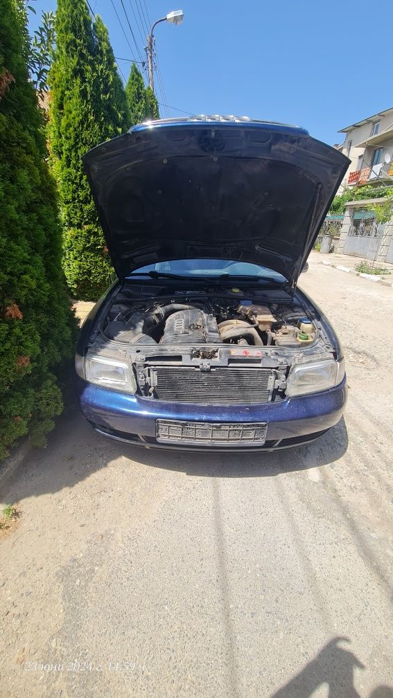НА ЧАСТИ Audi A4 B5 1996