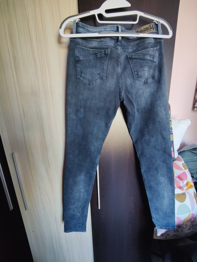 Дамски дънки 27/30 Tommy Hilfiger