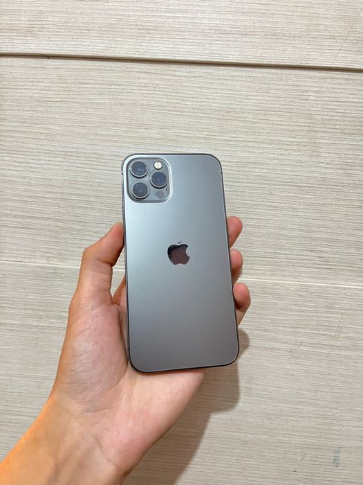 Продам срочно iPhone 12 Pro 128GB