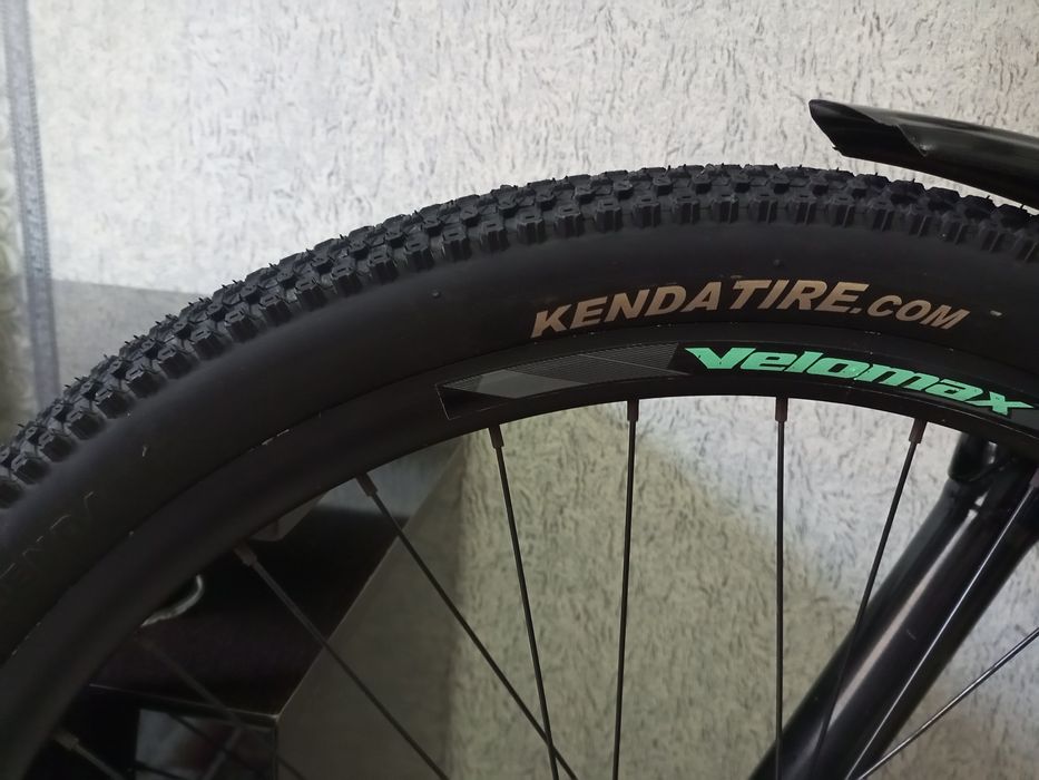 Продам велосипед 27 5размнр