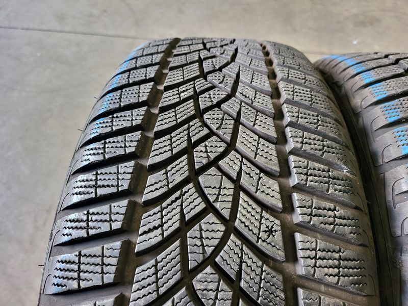 225/45/19 GOODYEAR 4бр