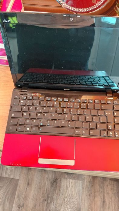 Asus ee pc fără incarcator.