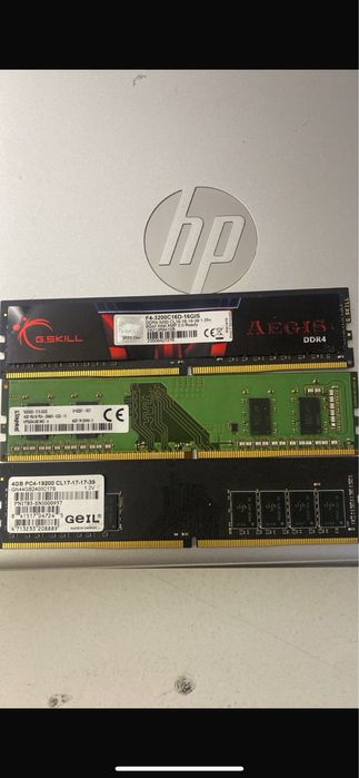 Продам ОЗУ DDR 4 одна планка 16гб и две по 4 гб