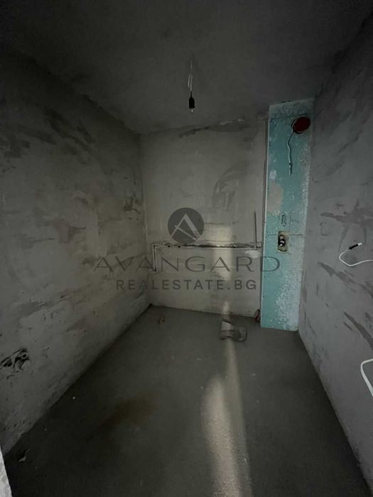 Продава се Тристаен апартамент в Пловдив, Кършияка - 117 кв.м за 1700 €/кв.м - Снимка #4