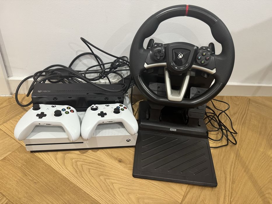 Xbox S one 1Tb+ kinect + volan