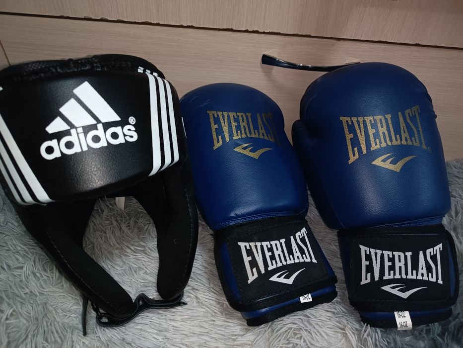 Новые перчатки и шлем