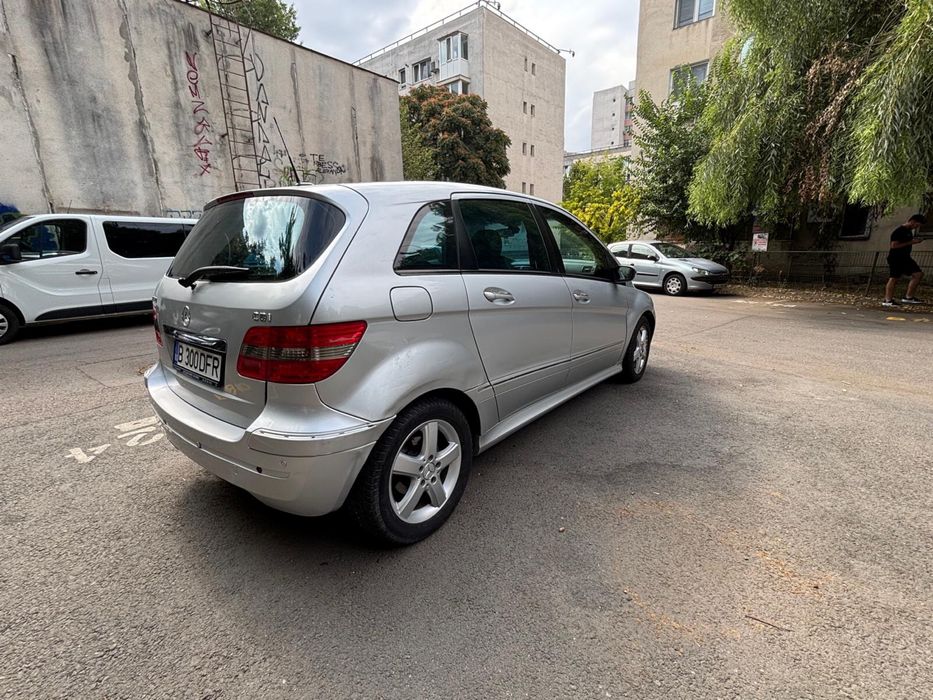 Mercedes B Class  cutie Automata