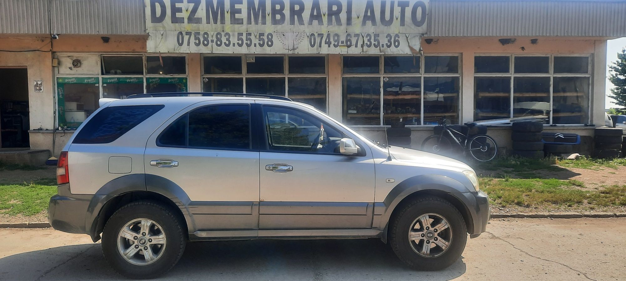 Dezmembrez KYA sorento 2.5 crdi cutie automata. Cod motor D4CB