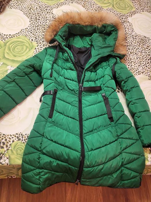 Дебело зимно яке с естествен косъм