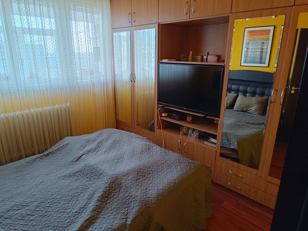 Apartament 3 camere Constantin Brâncoveanu stradal