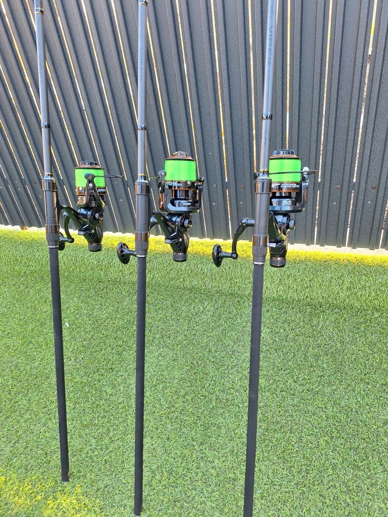 Set 3 Lansete FL VIPER 3.90m 3.5 LBS 2 seg Super Slim + 3 Aviator Dp70