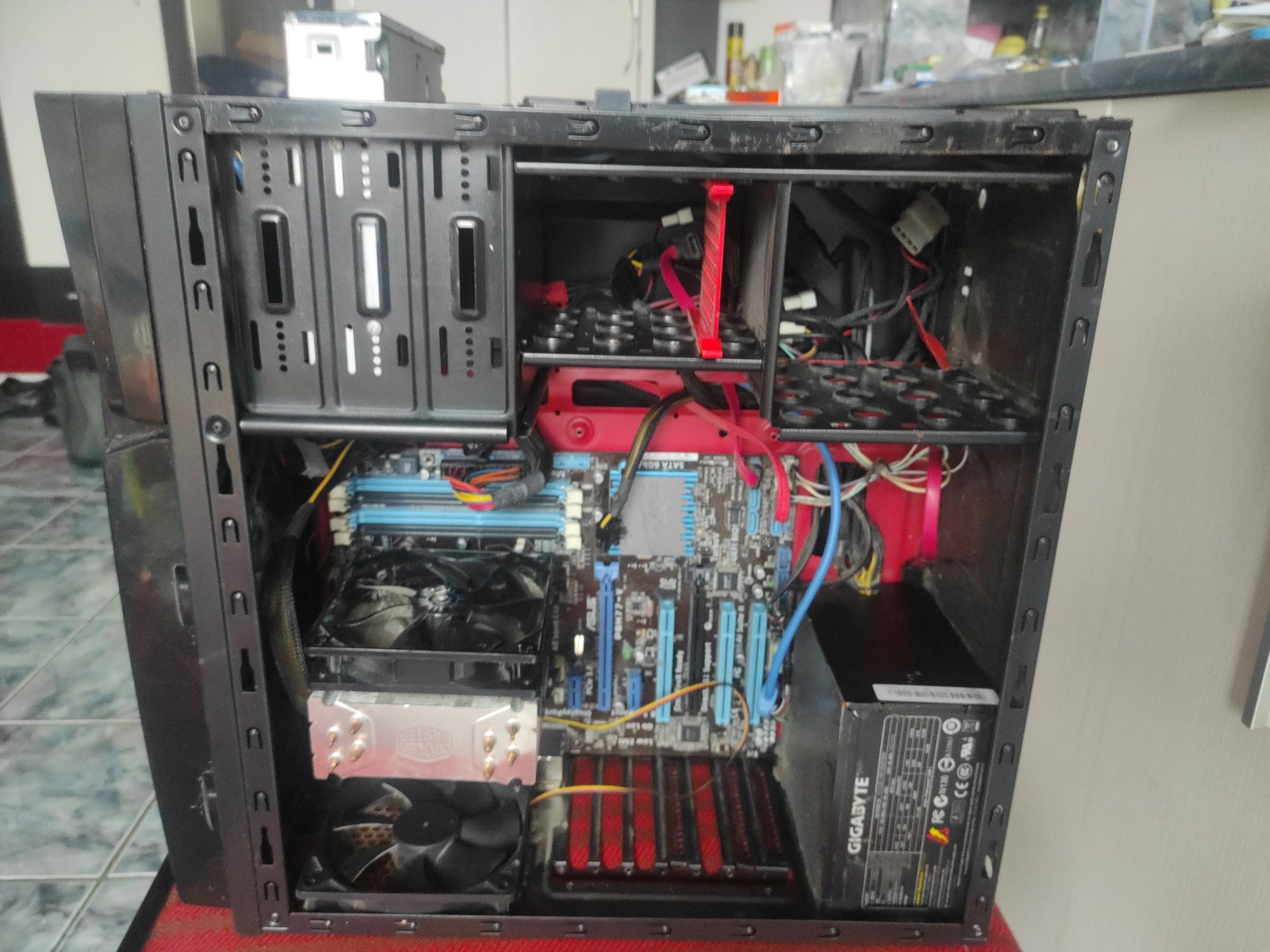 Calculator pt Gaming, procesor i7