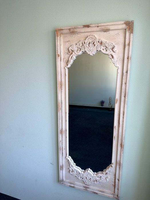 Oglinda vintage din lemn