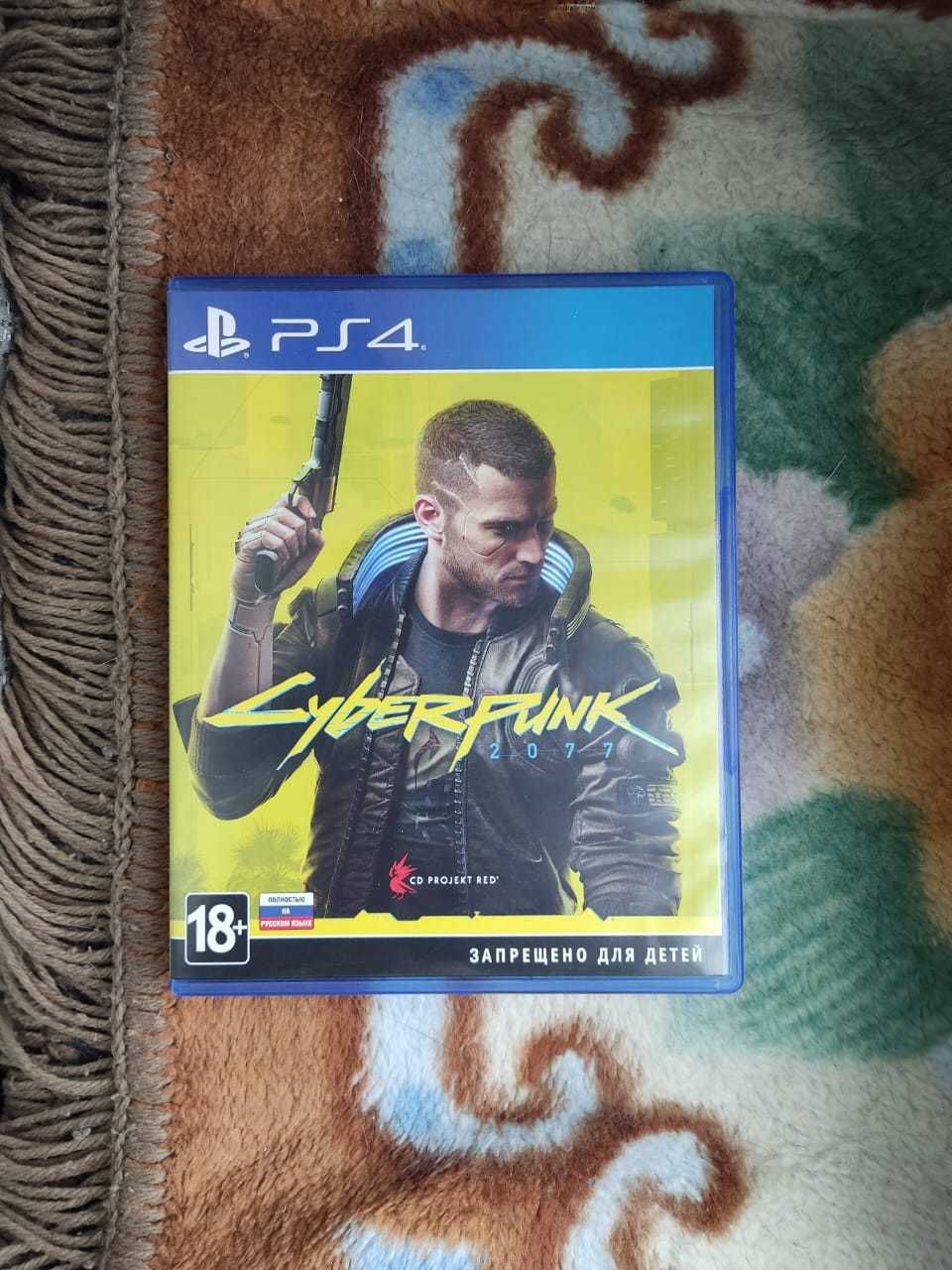 диск с игрой Cyberpunk 2077 PS4