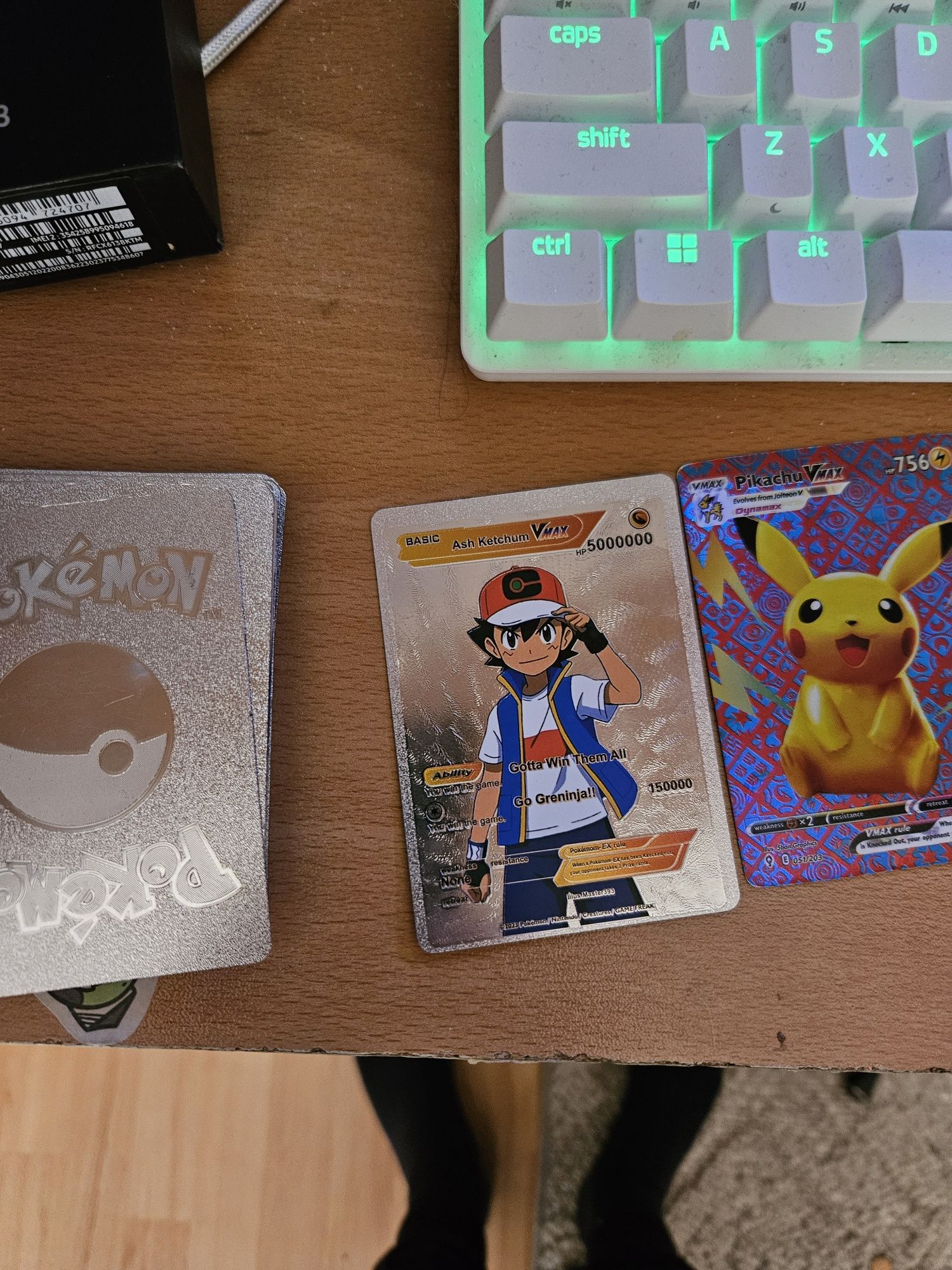 Pokemon карти 173 на брой