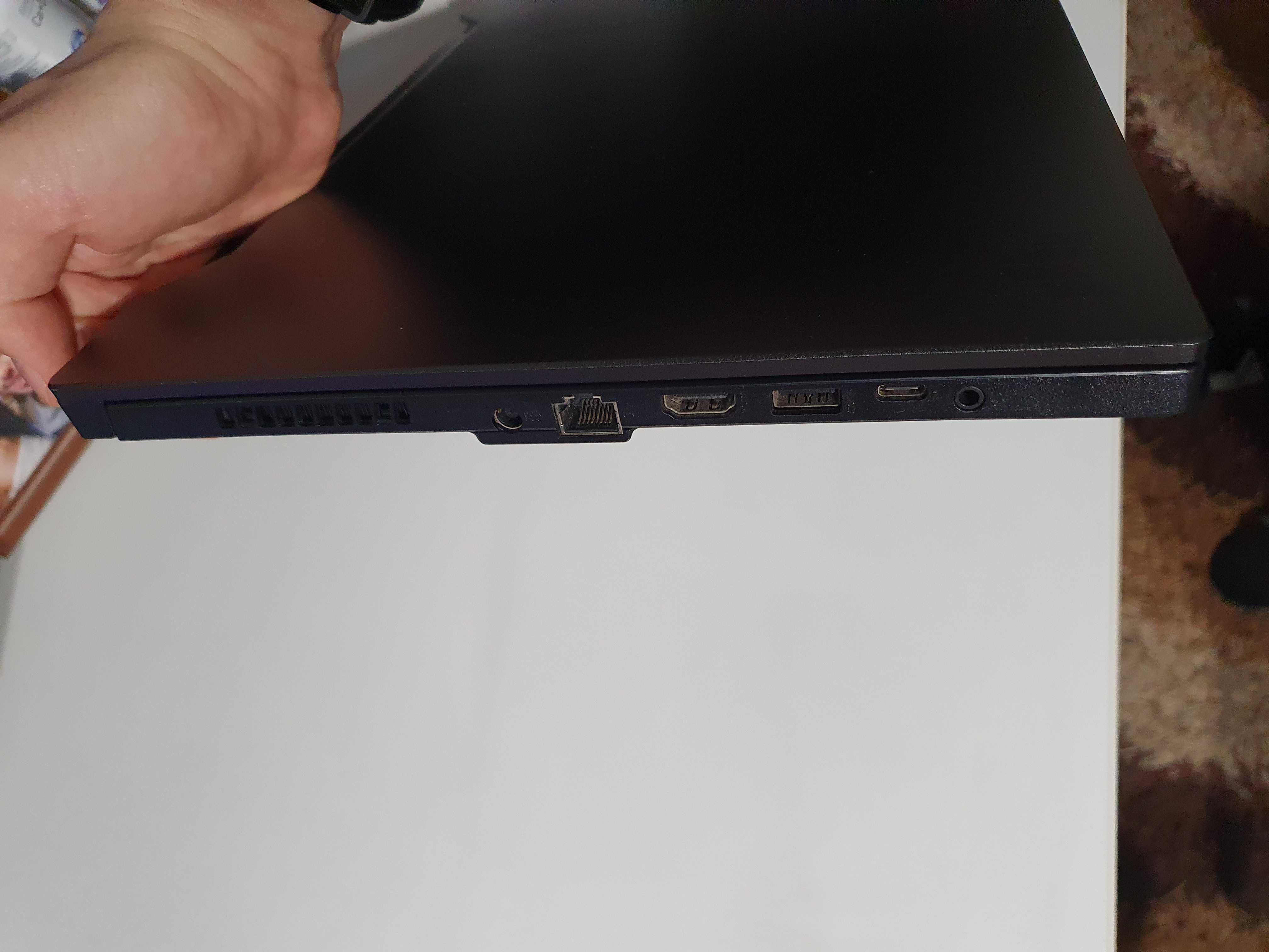 Laptop Gaming Asus TUF Dash f15 rtx3070