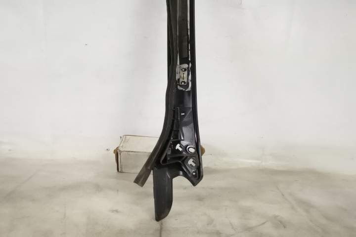 Ornament Stalp Parbriz Dreapta Original In Stare Buna Land Rover  Rang