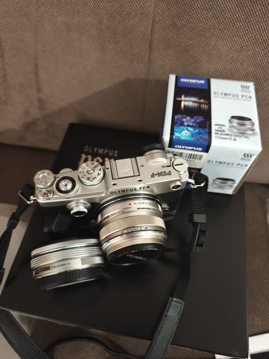 Olympus pen f și două obiective