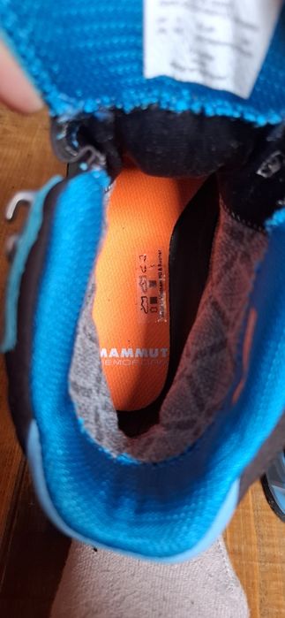 Vând bocanci de dama, Mammut Kento Advanced High GTX, albastru, mări