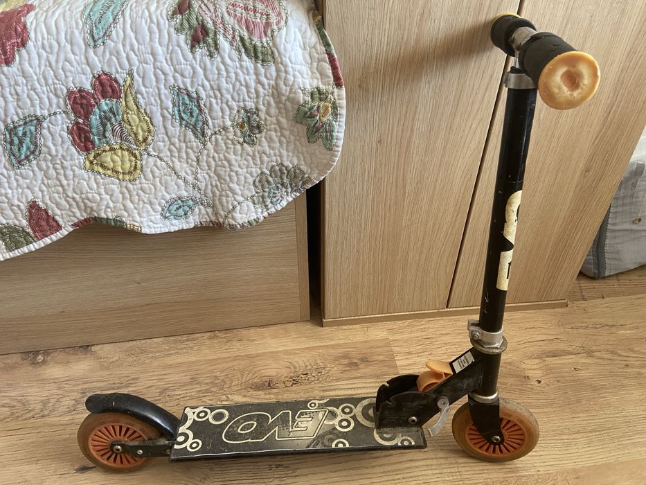 Детска метална тротинетка