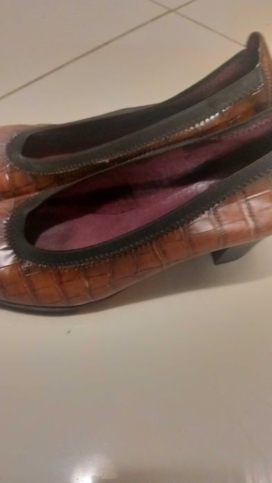 Обувки Hispanitas