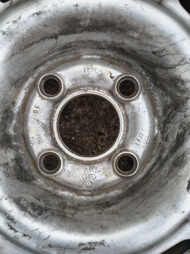 Джанти с гуми 175/70/14 за VW