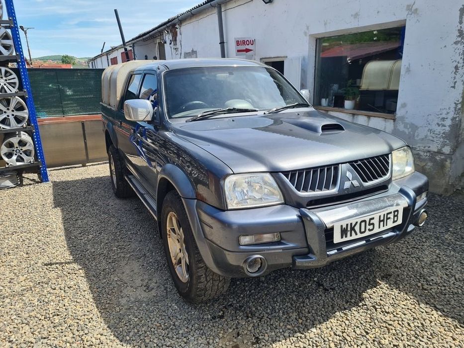 Dezmembrari dezmembrez  Mitsubishi L200 III  2.5 Diesel 2002-2006