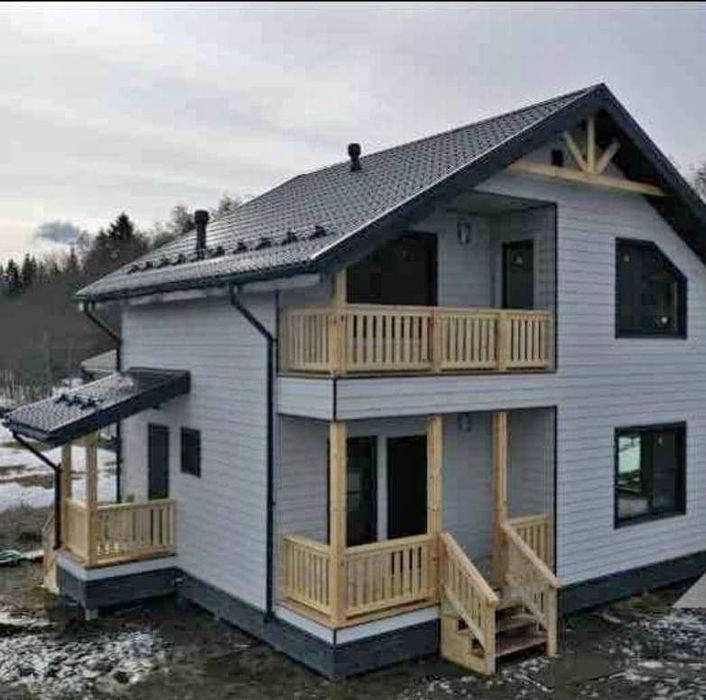 Case pe structura metalica