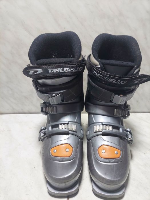 Clapari ski schi Dalbello mondo  25-25,5 corespunde mărimii 38-39
