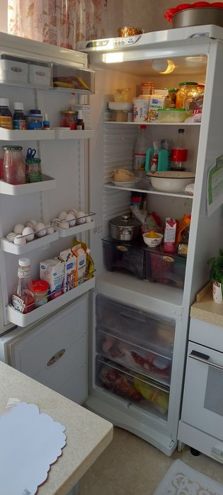 Холодильник Атлант продам